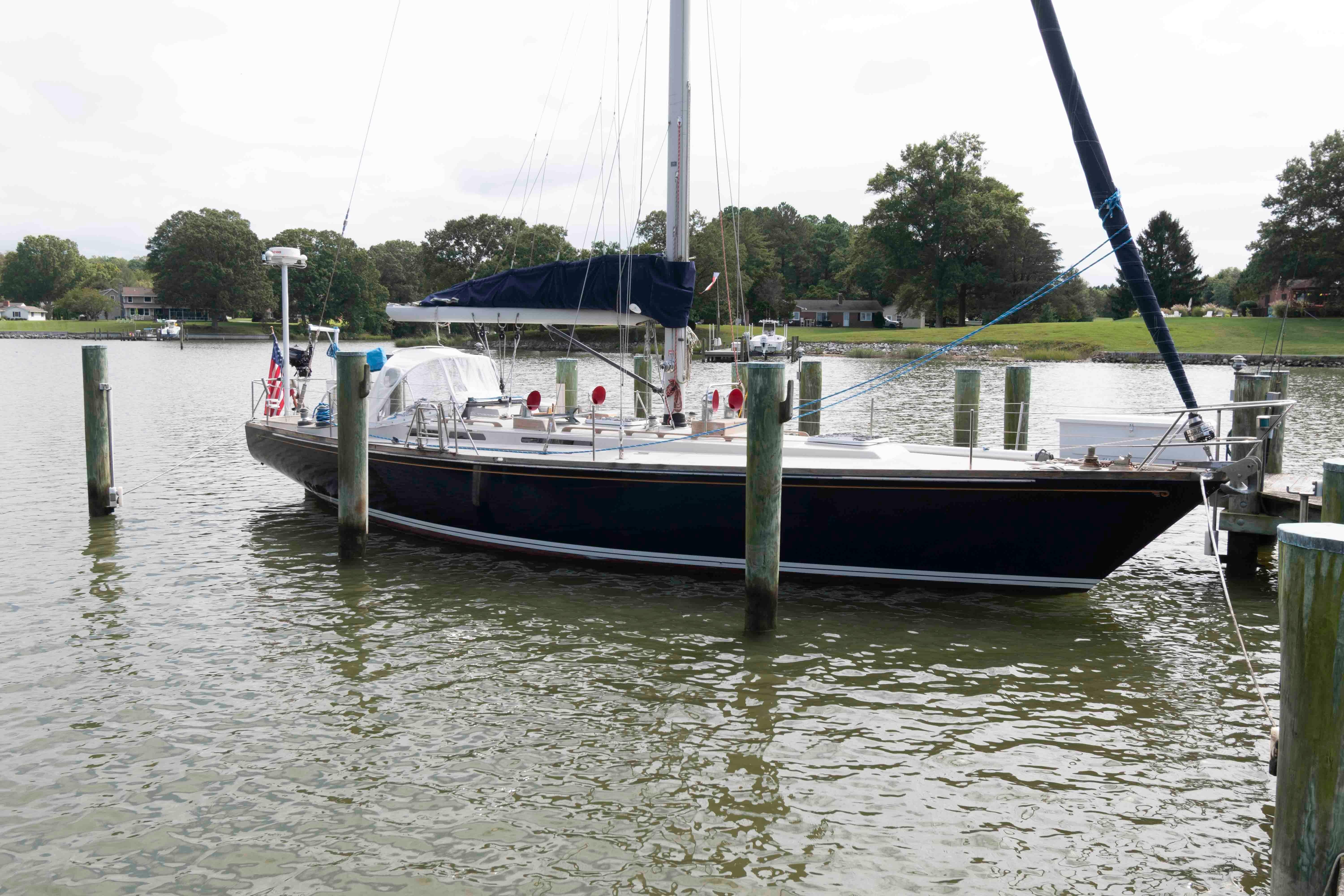 1979 Hinckley 43 Sloop