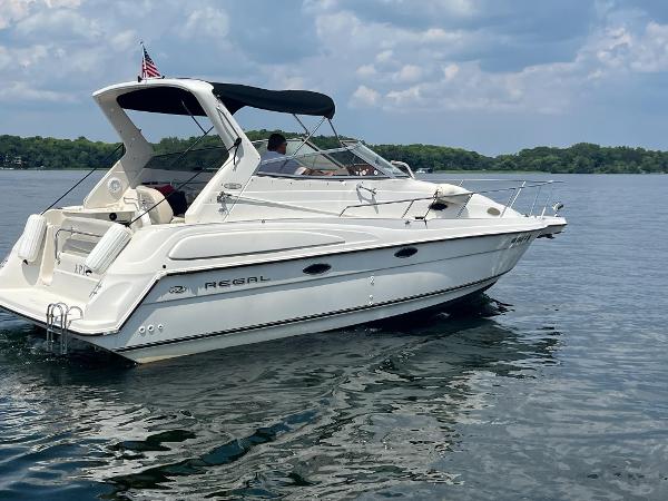 1998 Regal 2760