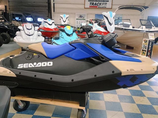 2025 Sea-Doo Spark™ Trixx for 1 Rotax® 900 ACE™ - 90 iBR a