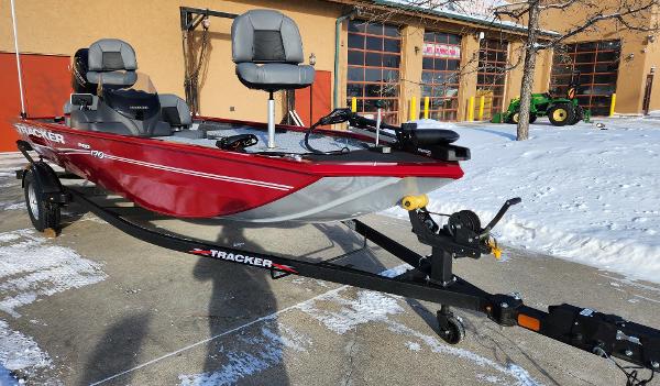 2025 Tracker Pro 170