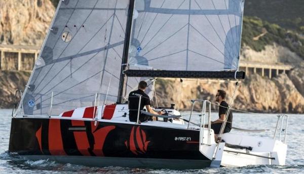 Beneteau First 27