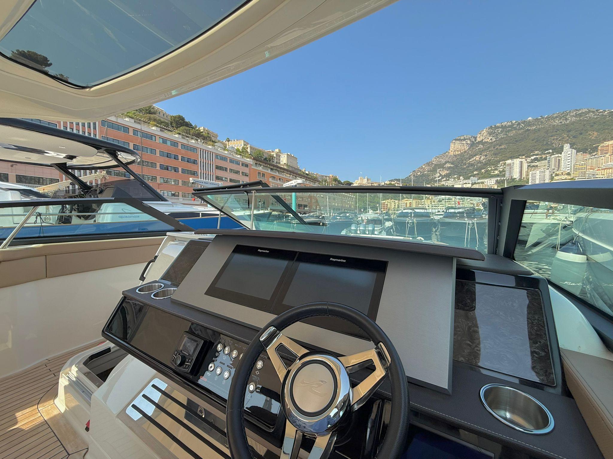 2017 Sea Ray SLX 400