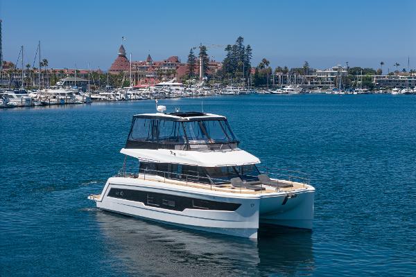 2020 Fountaine Pajot Motor Yacht 40