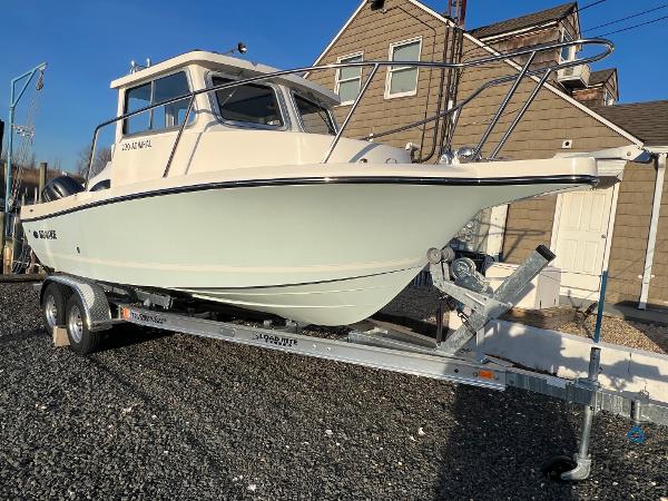 2025 Defiance Admiral 220 EX