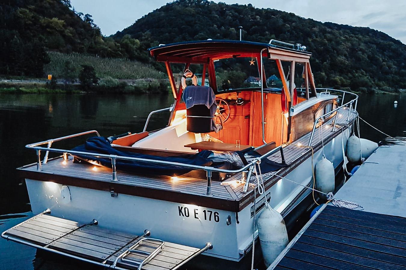 2020 Custom Klassisches Kabinen-Motorboot