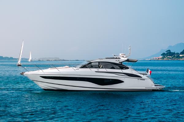 2018 Princess V50