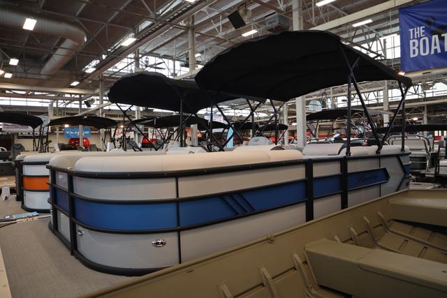2025 Bentley Pontoons 223 Bolt Sport Tube Pkg