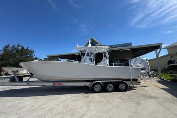 2025 Conch 33