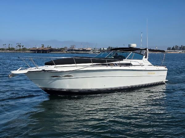 1988 Sea Ray 390 Express Cruiser