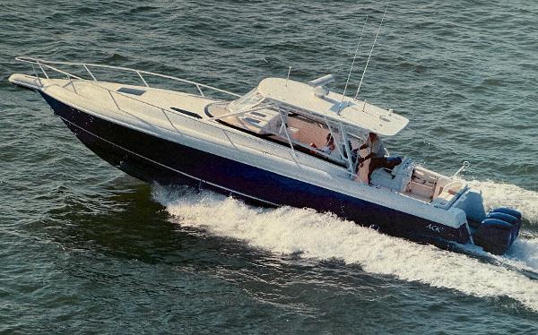 2005 Intrepid 377 Walkaround