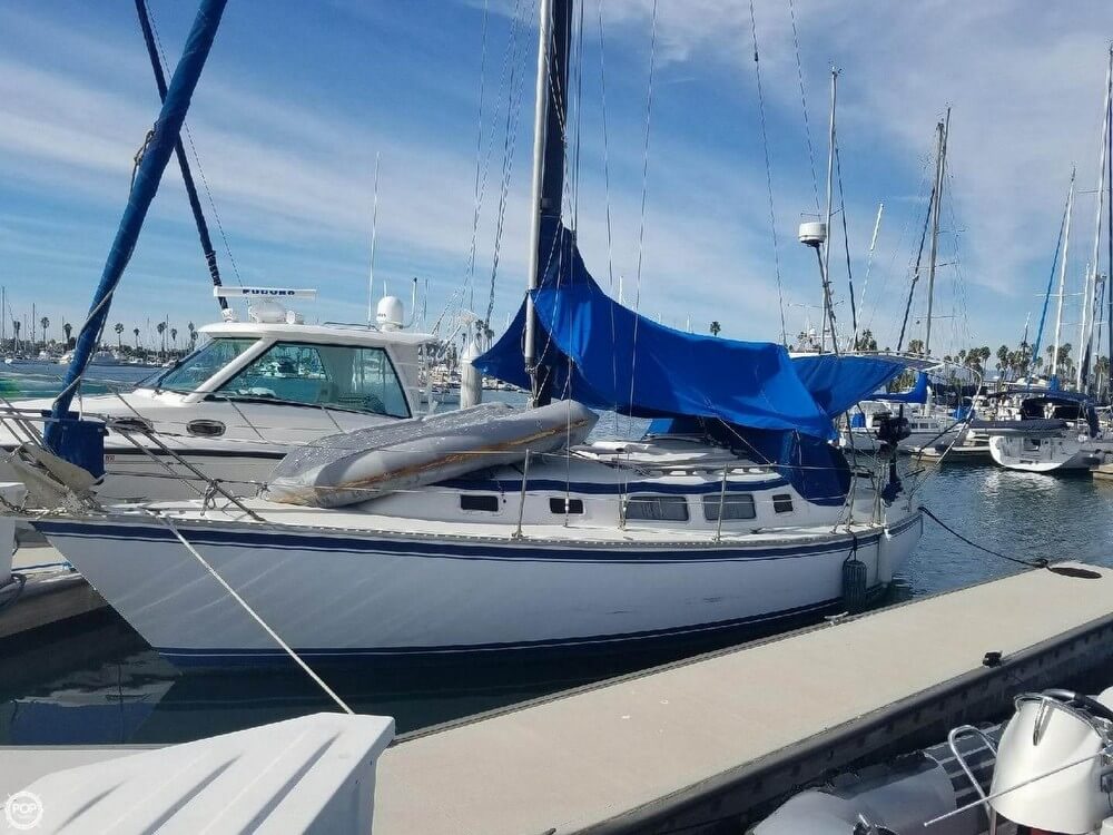 newport 32 sailboat