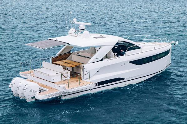 Jeanneau DB/43 OB Manufacturer Provided Image