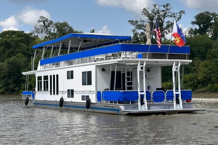 1999 Sharpe Houseboat