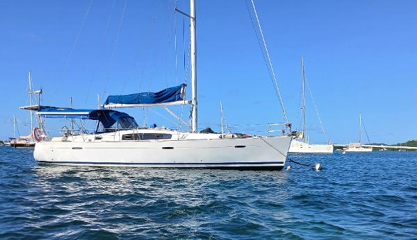 2011 Beneteau Oceanis 43