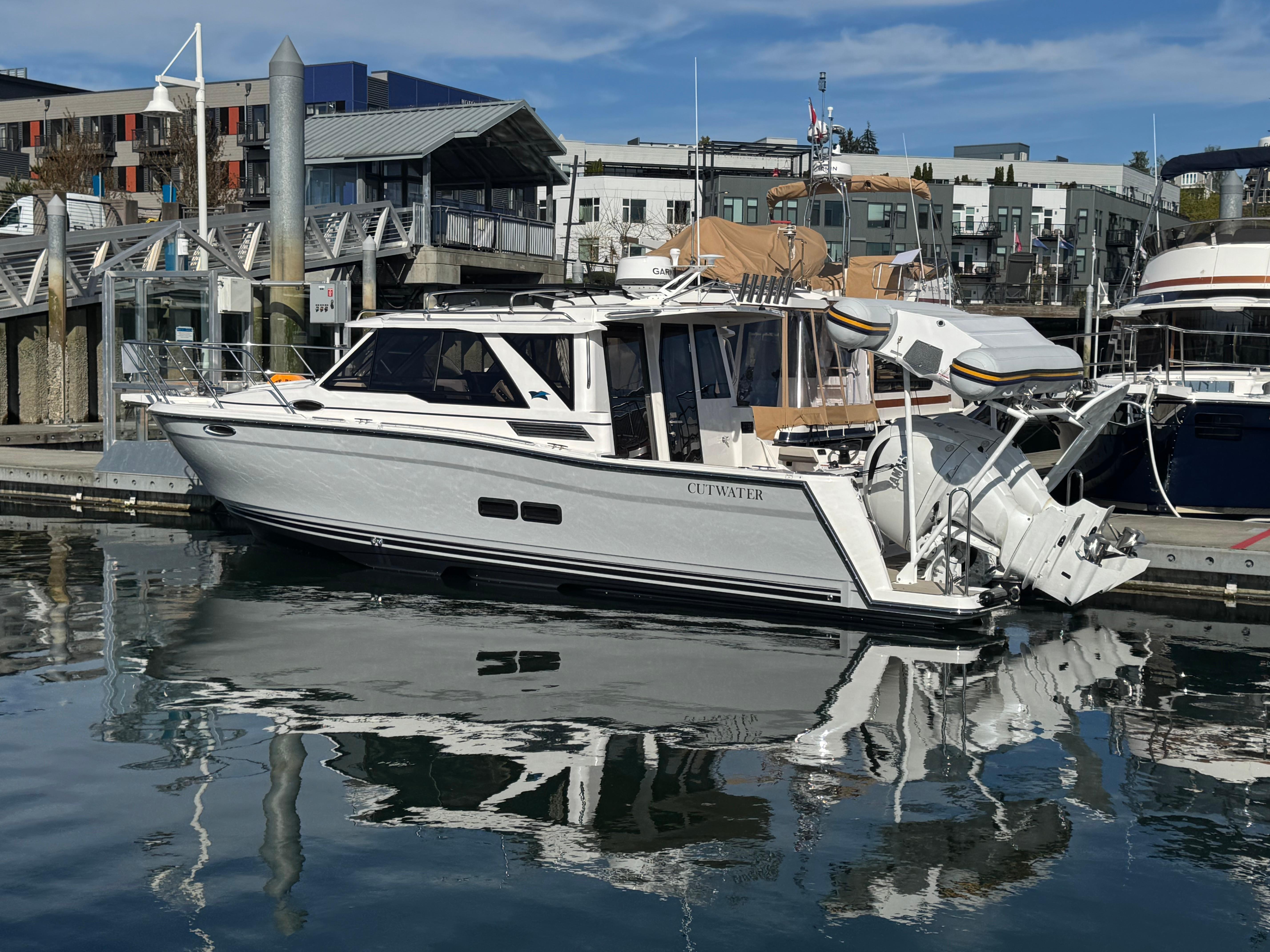 2025 Cutwater C-288 Coupe