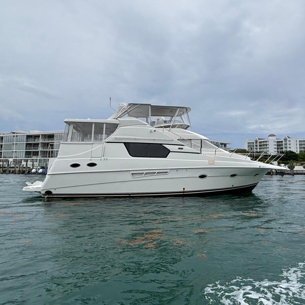 2000 Silverton 453 Motor Yacht