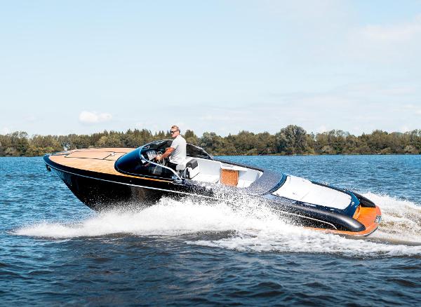2013 Riva Iseo