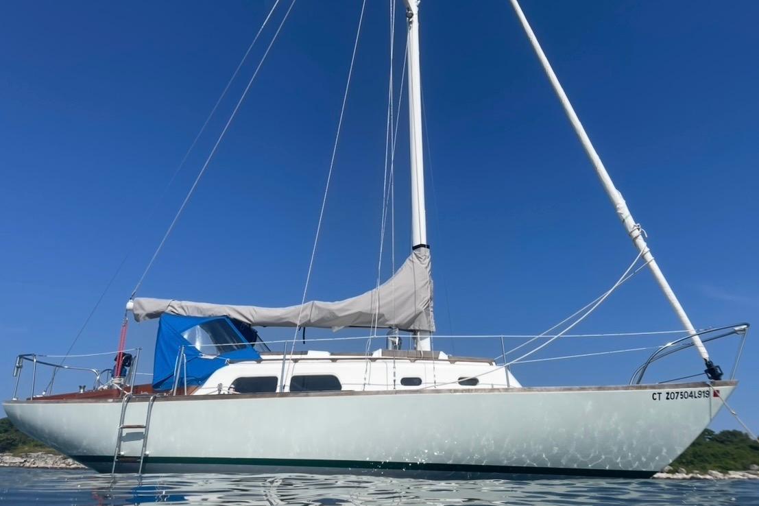 1972 Cape Dory Cape 30
