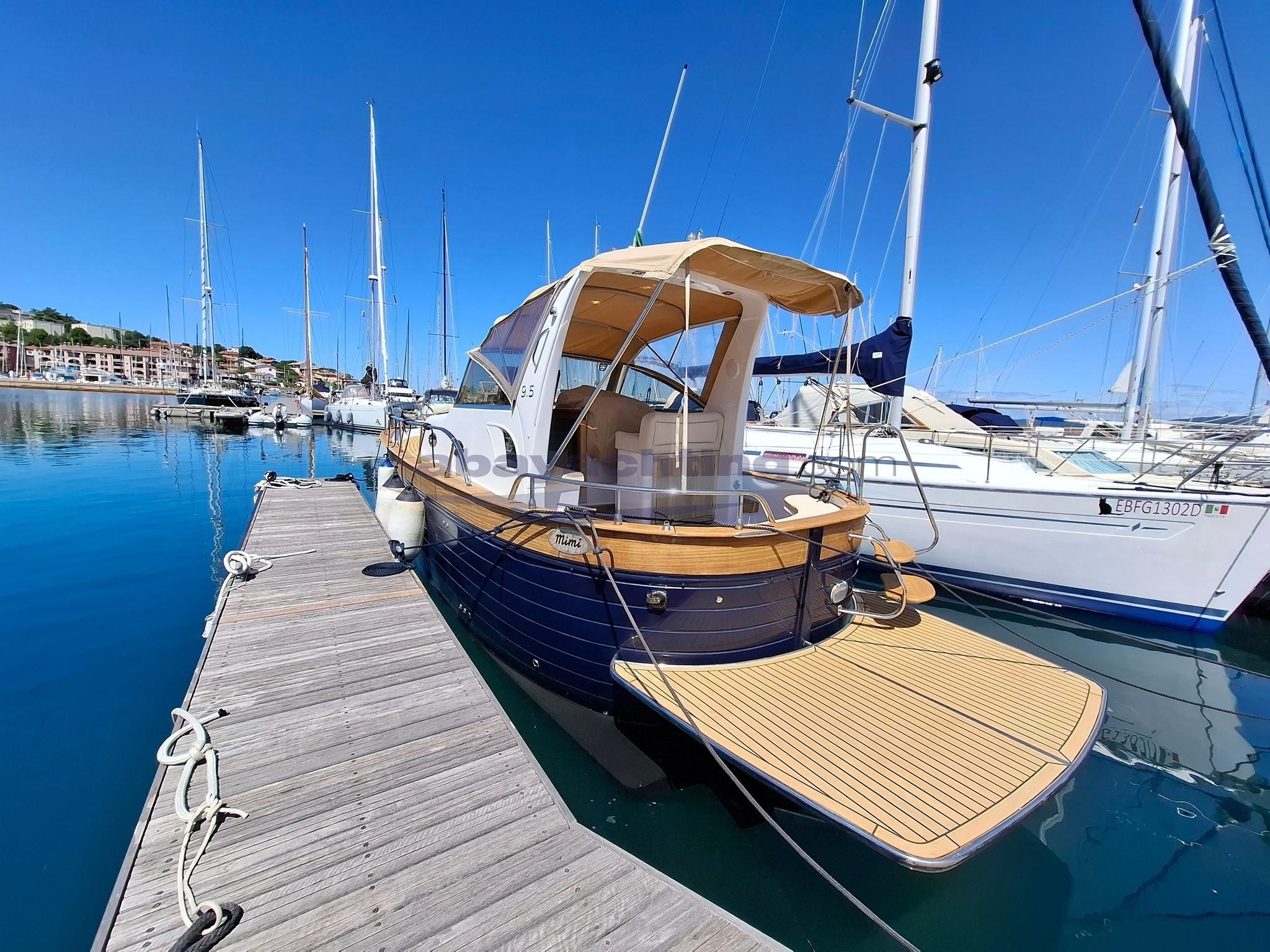 2020 Mimi Libeccio 9.5 cabin