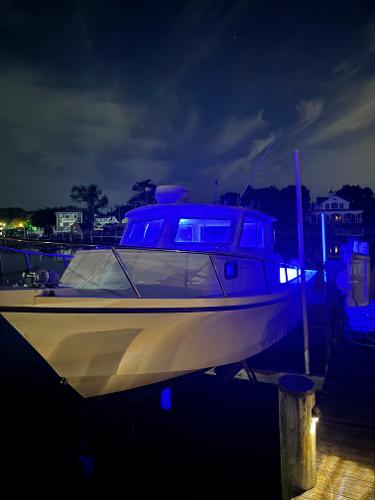 2005 Parker 2520 XL Sport Cabin