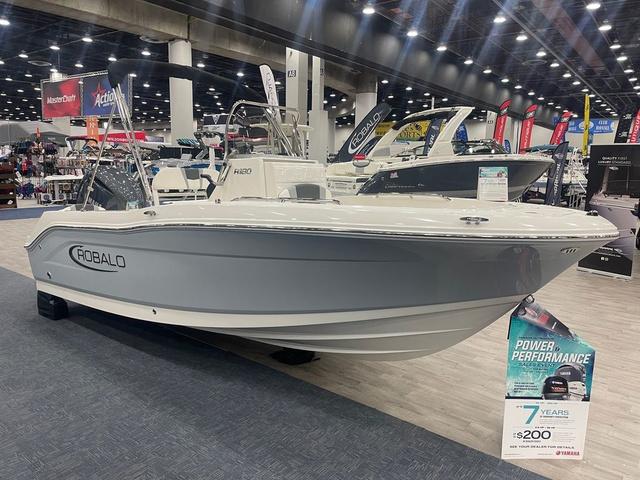 2024 Robalo R180 Center Console