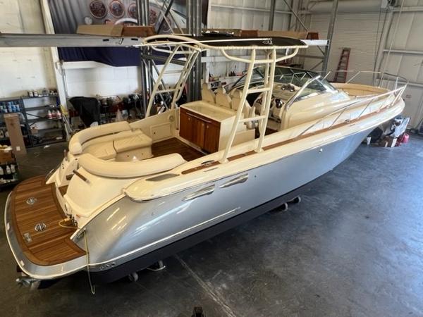 Chris-Craft Launch 38 2018 Chris-Craft Launch 38 boat in a storage facility.