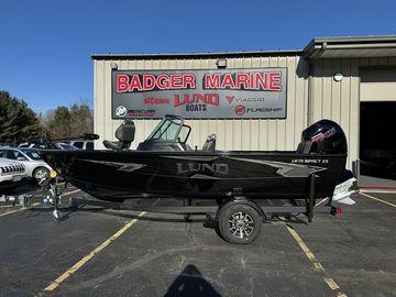 2025 Lund Impact XS 1875 Sport