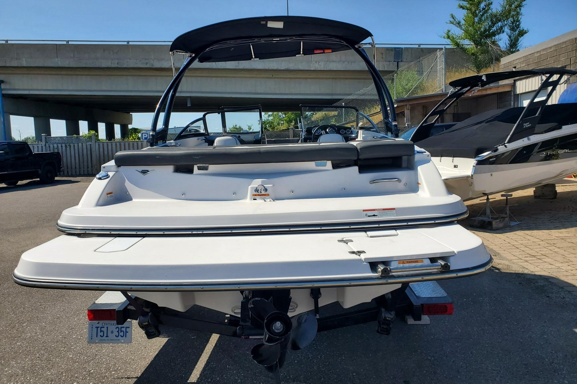 2019 Glastron GT 205