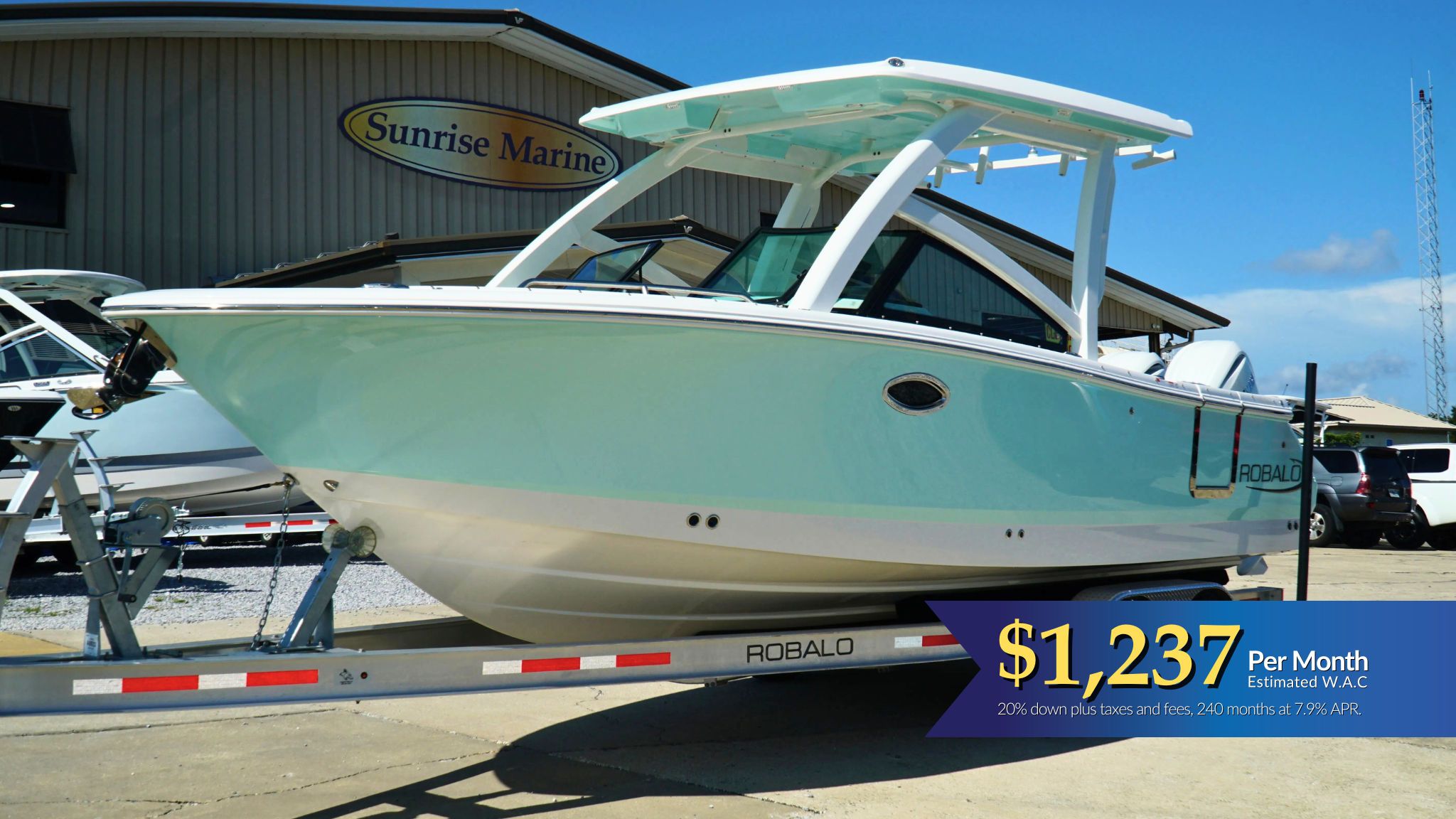 2025 Robalo R257 Dual Console