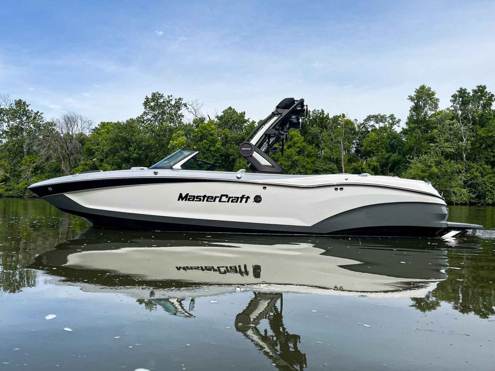 2025 MasterCraft X24