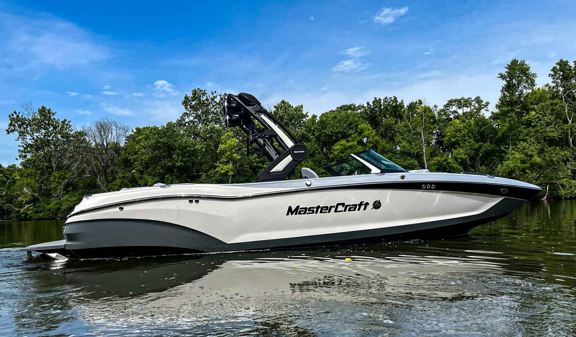 2025 MasterCraft X24