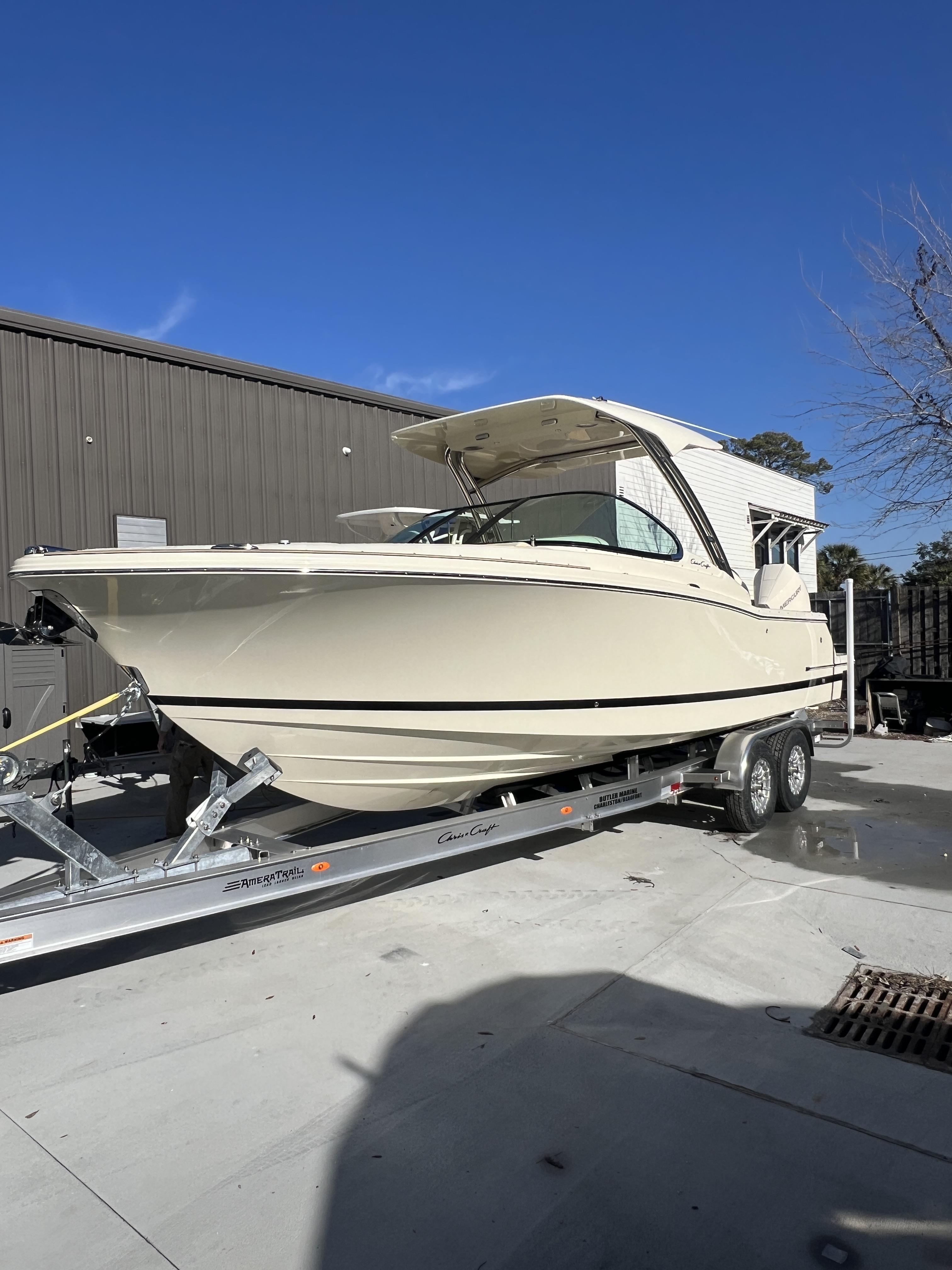 Chris-Craft Calypso 28