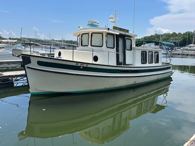 2001 Nordic Tug 32