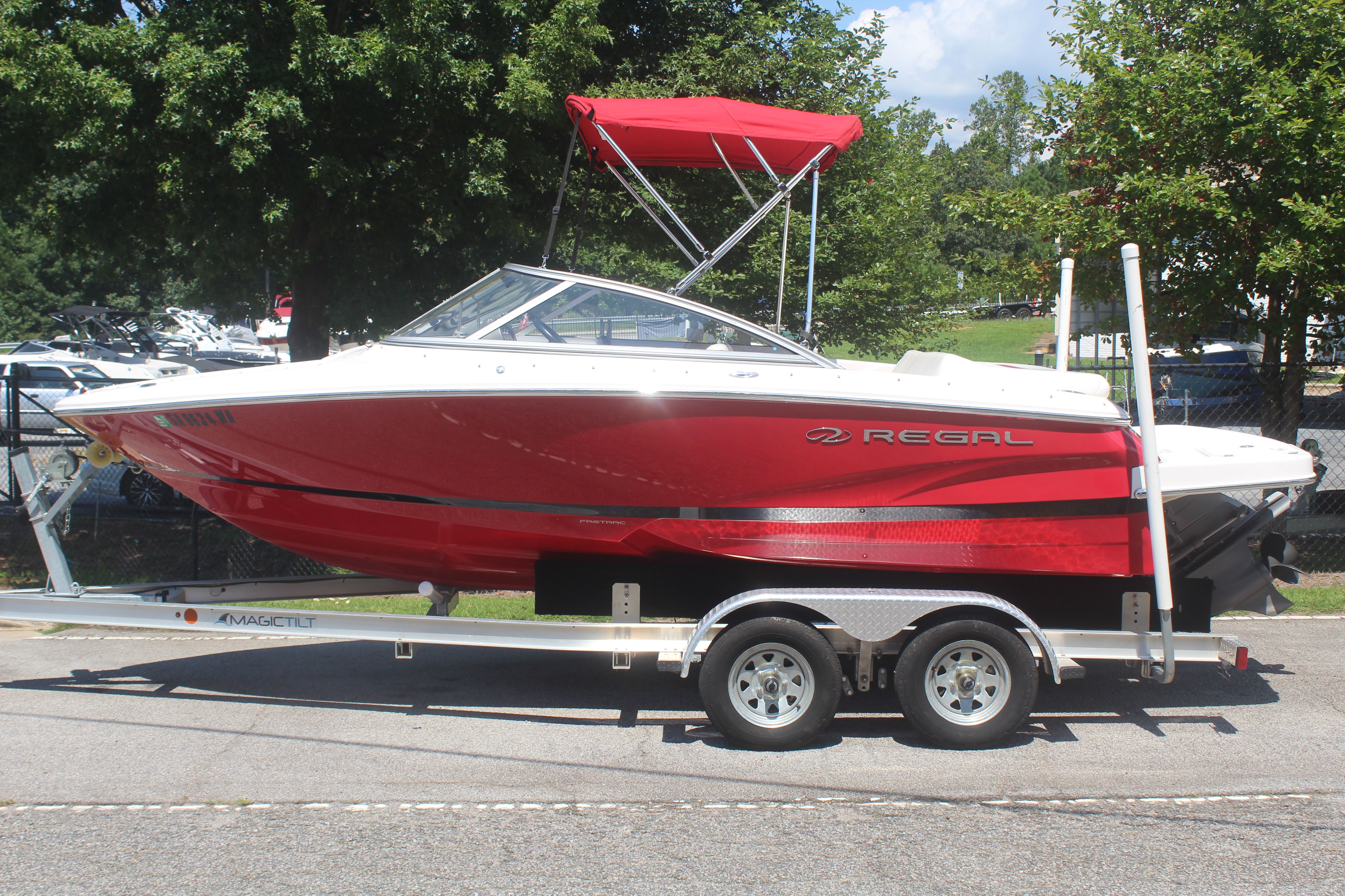 2011 Regal 1900 LE