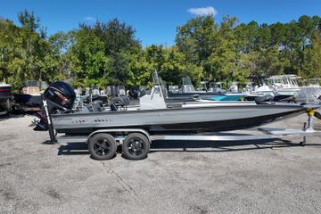 2026 Xpress H24B Bay
