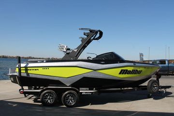2023 Malibu Wakesetter 22 LSV