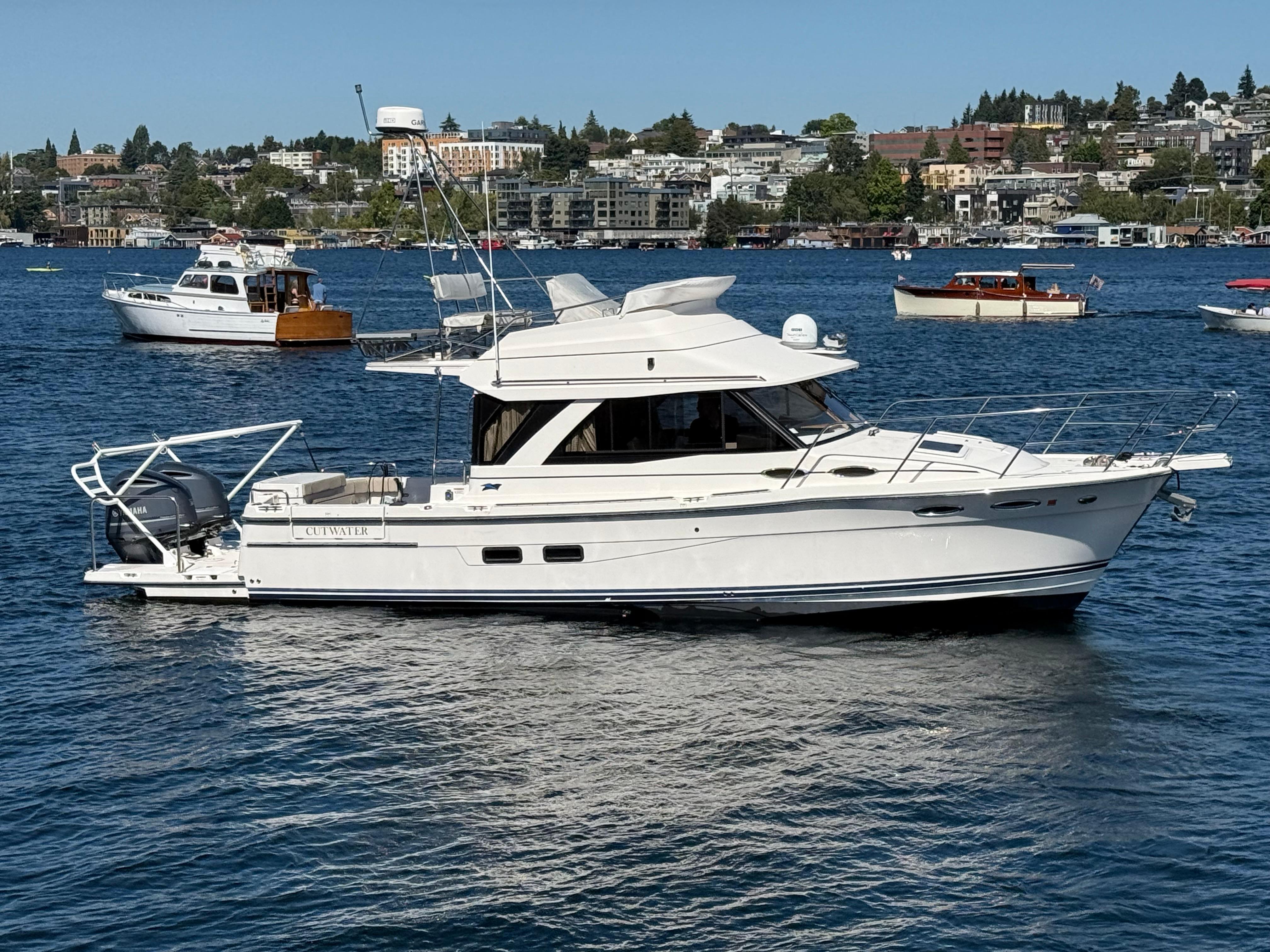2020 Cutwater C 32 CB