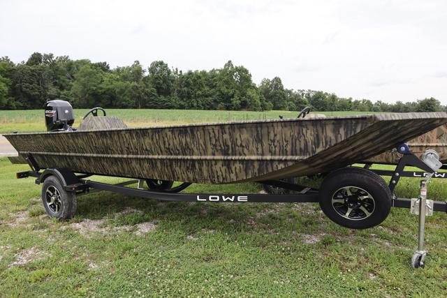Lowe Roughneck 1860 Rambler
