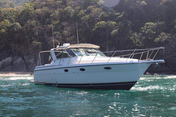1997 Tiara Yachts Express