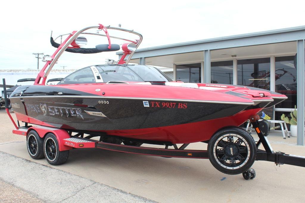 2012 Malibu Wakesetter 22 MXZ