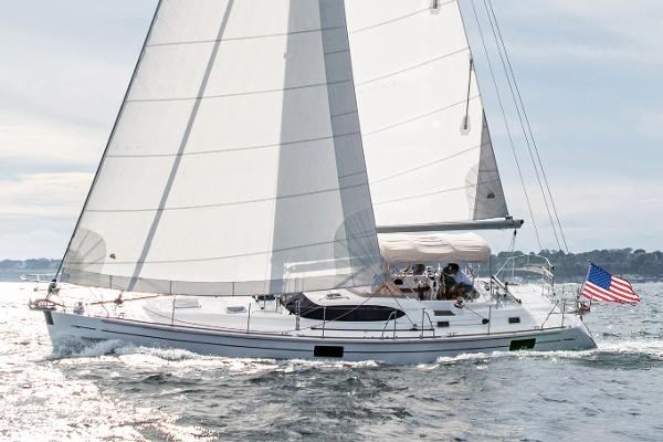 2025 Hylas H48