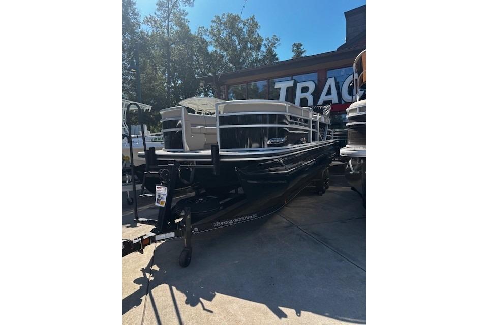 2025 Ranger Reata 243C