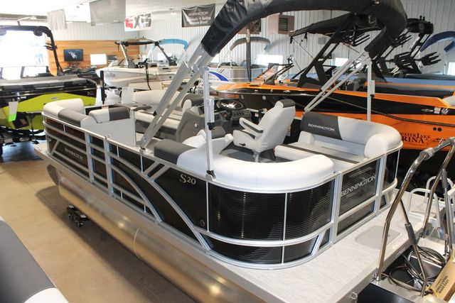 2026 Bennington S Quad Bench 20 SSR