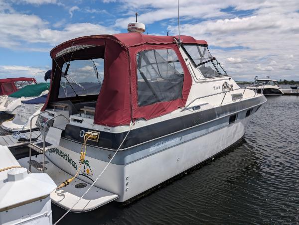 1987 Cruisers 3370 Esprit