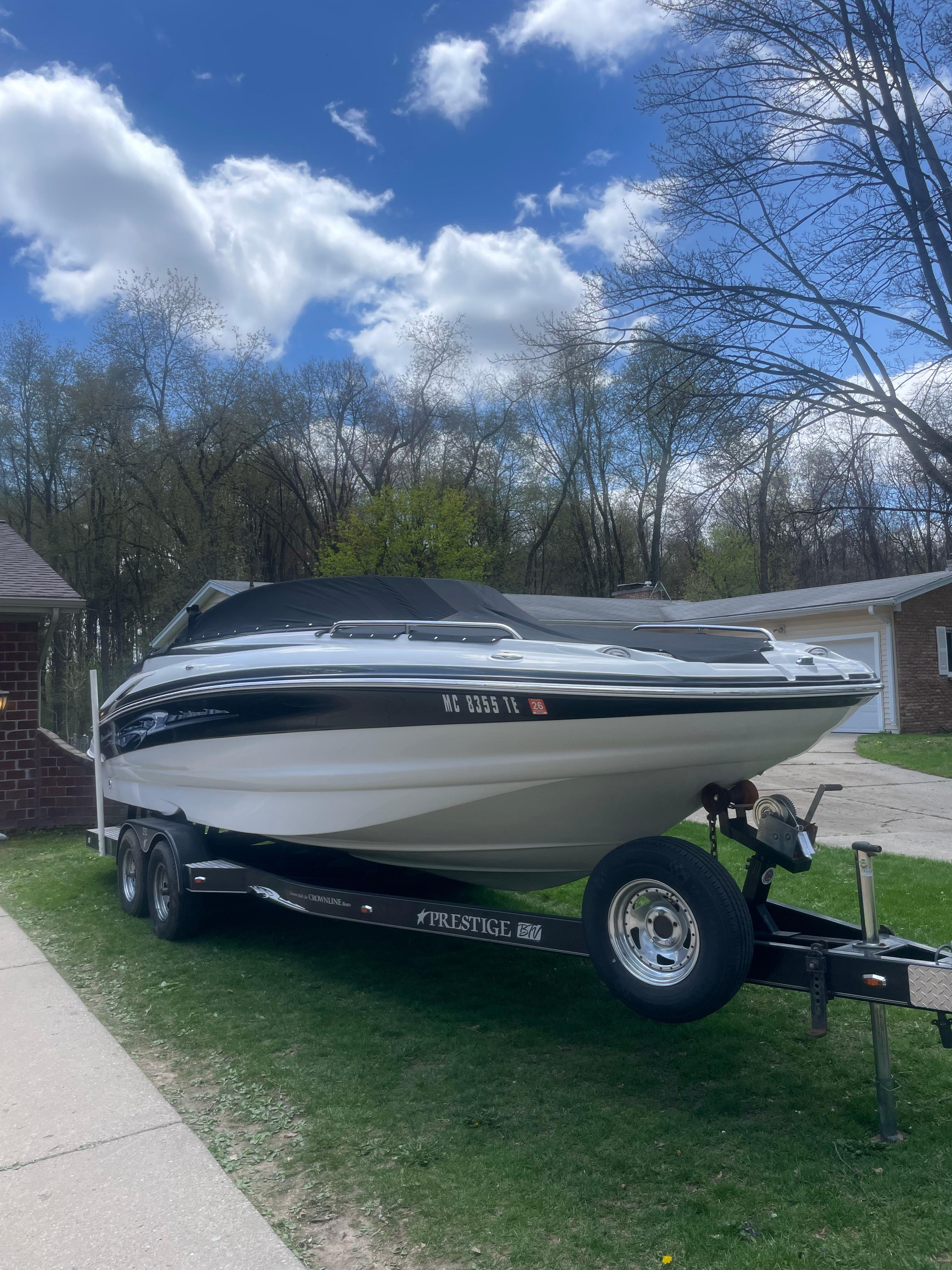 2008 Crownline 252 EX