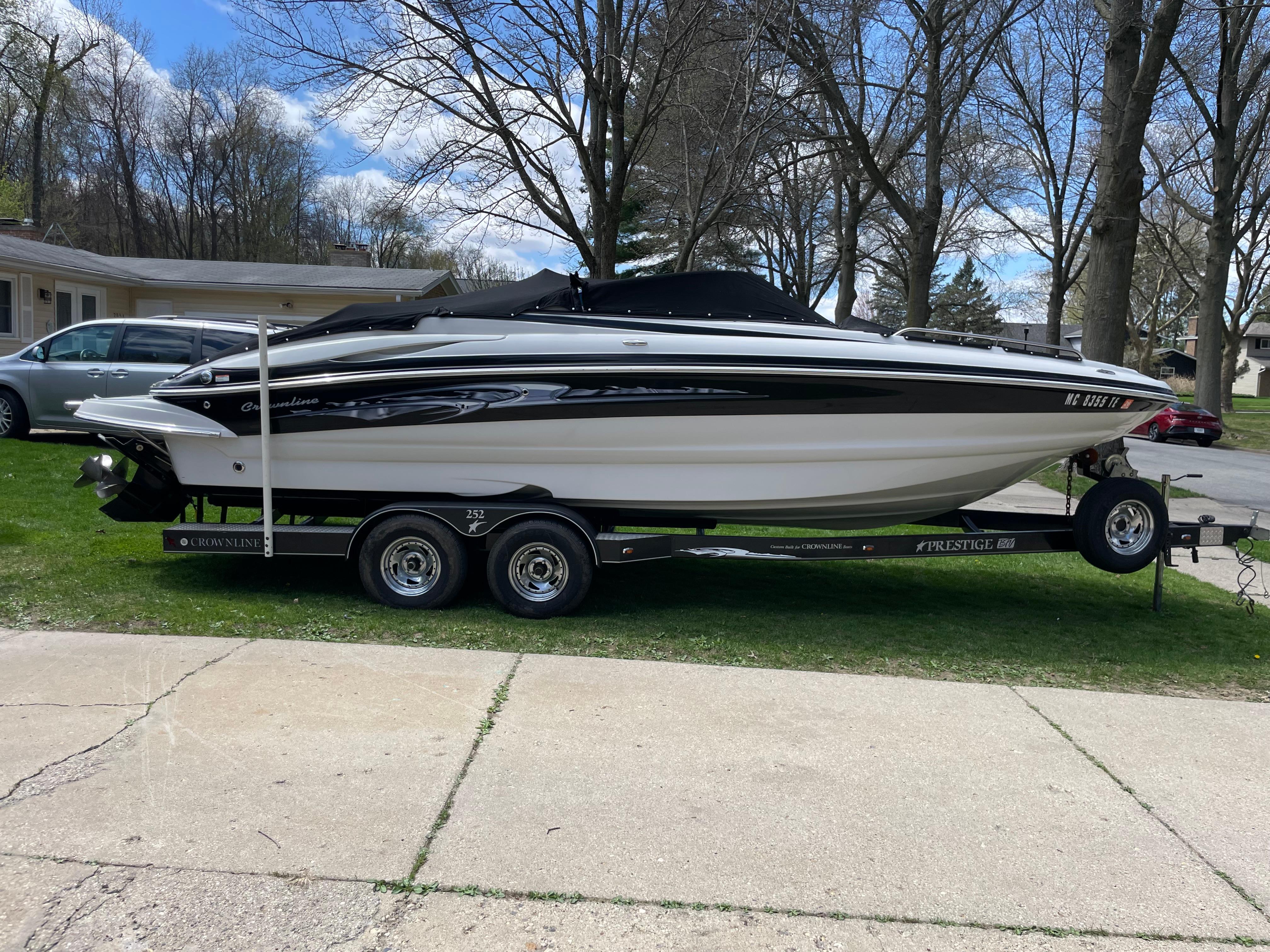 2008 Crownline 252 EX