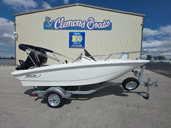 Boston Whaler 130 Super Sport 2025 Boston Whaler 130 Super Sport boat on trailer at Clemons Boats dealership.
