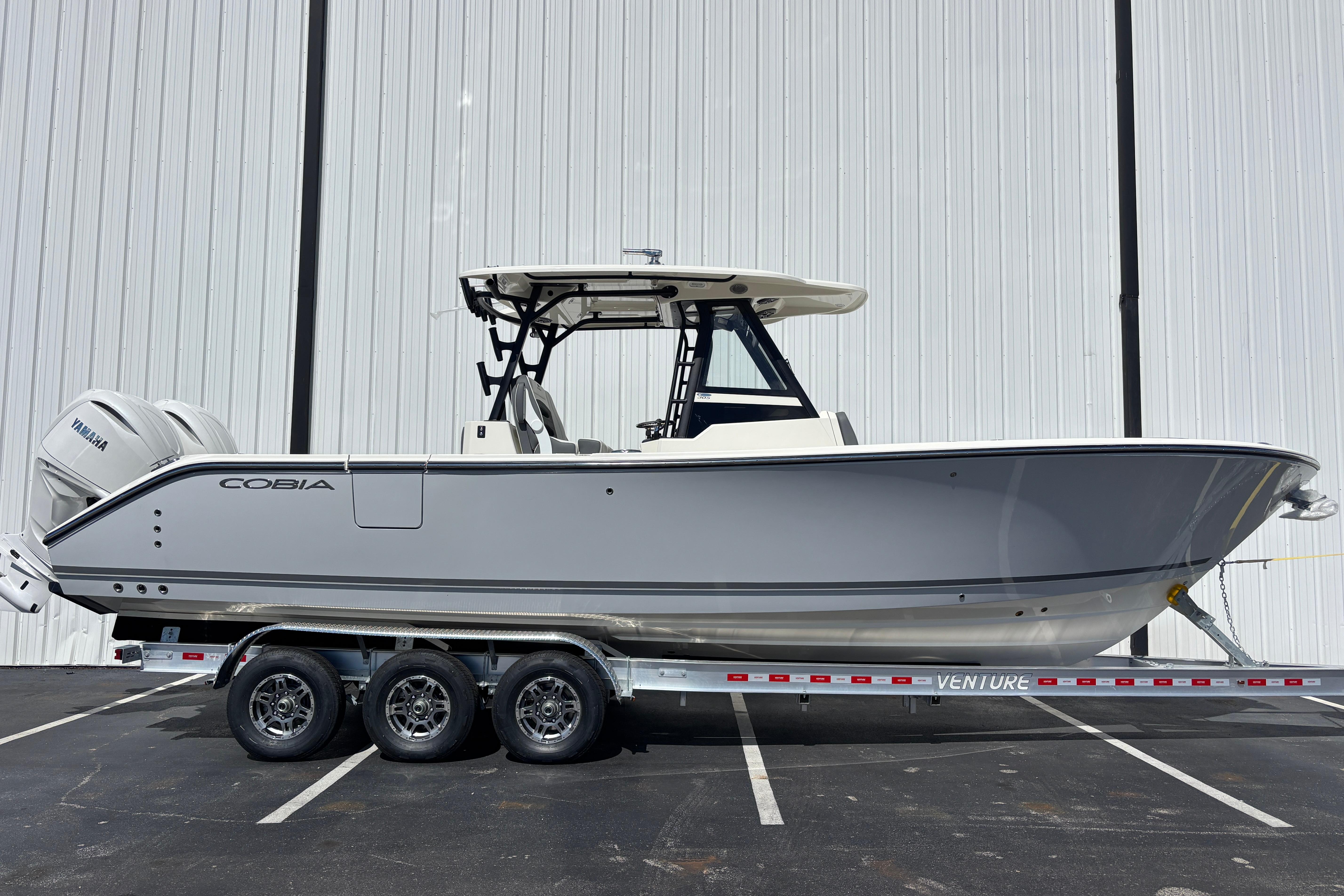2026 Cobia 305 Center Console