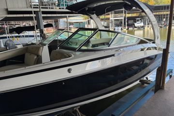 2014 Regal 2500 Bowrider