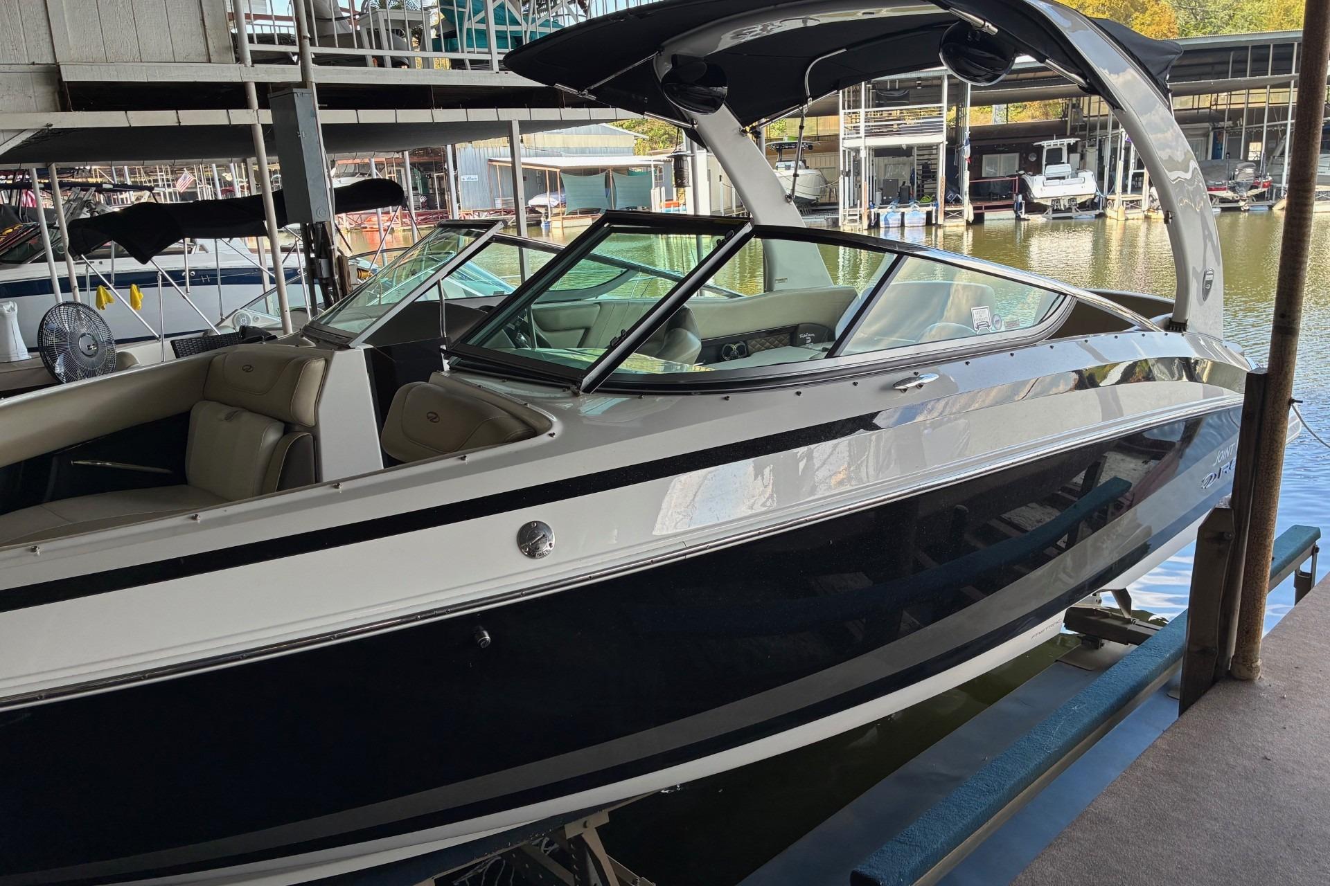 2014 Regal 2500 Bowrider